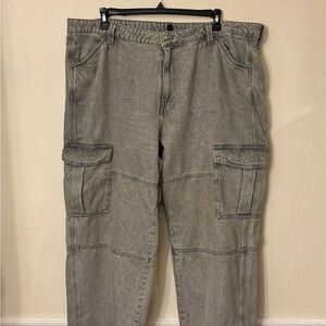 Women’s Gray Cargo Pants